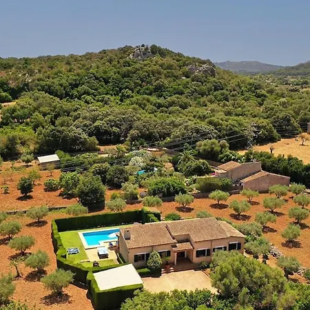 Lovely Near Port Pollensa By Renthousing *