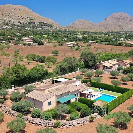 Lovely Near Port Pollensa By Renthousing