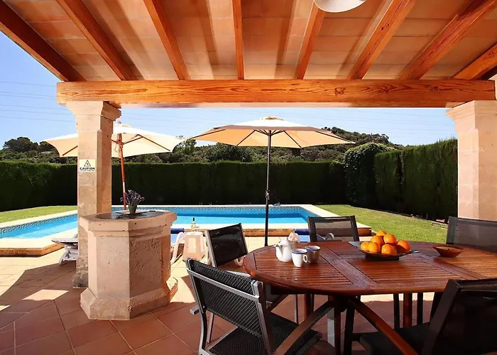 度假居 Lovely Near Port Pollensa By Renthousing *