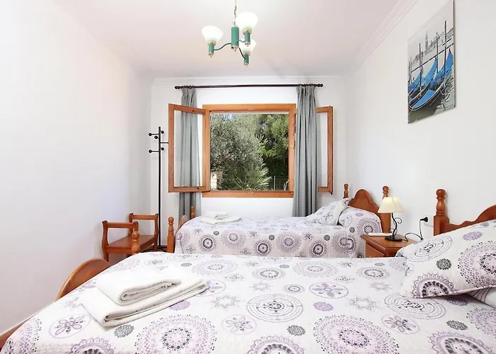 Lovely Near Port Pollensa By Renthousing * Port de Pollenca