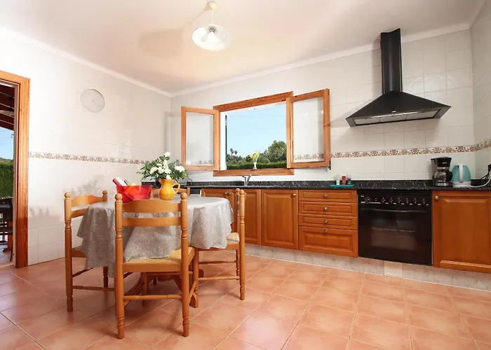 Lovely Near Port Pollensa By Renthousing Port de Pollenca